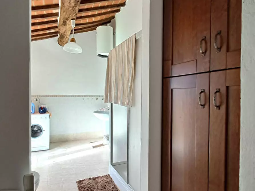 Immagine 14 di Rustico / casale in vendita  a Passignano Sul Trasimeno