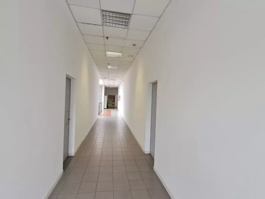 Immagine 2 di Ufficio in affitto  in Via Emilia a Buccinasco