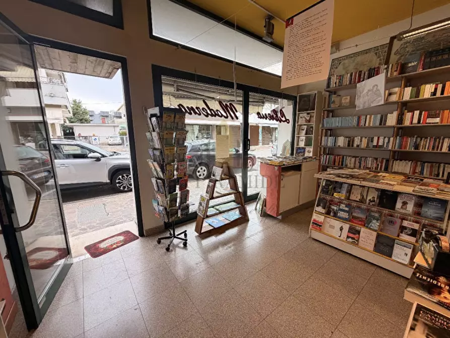 Immagine 1 di Negozio in vendita  in Abano Terme a Abano Terme