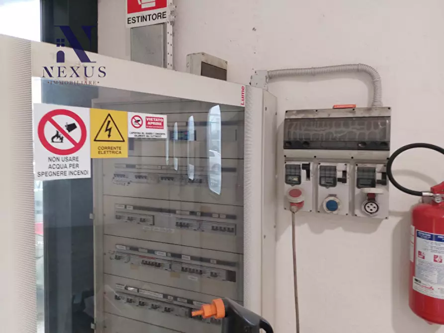 Immagine 5 di Capannone industriale in affitto  in Via Fragheto a Fano