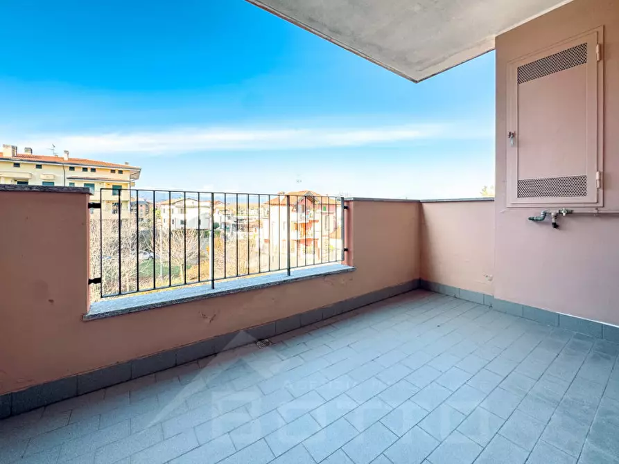 Immagine 3 di Appartamento in vendita  in VIA CEREDO 18 a Borgomanero