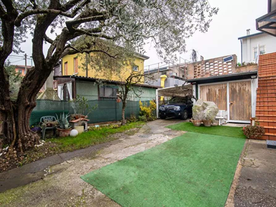Immagine 17 di Casa bifamiliare in vendita  in Via Gian Antonio Volpi a Padova
