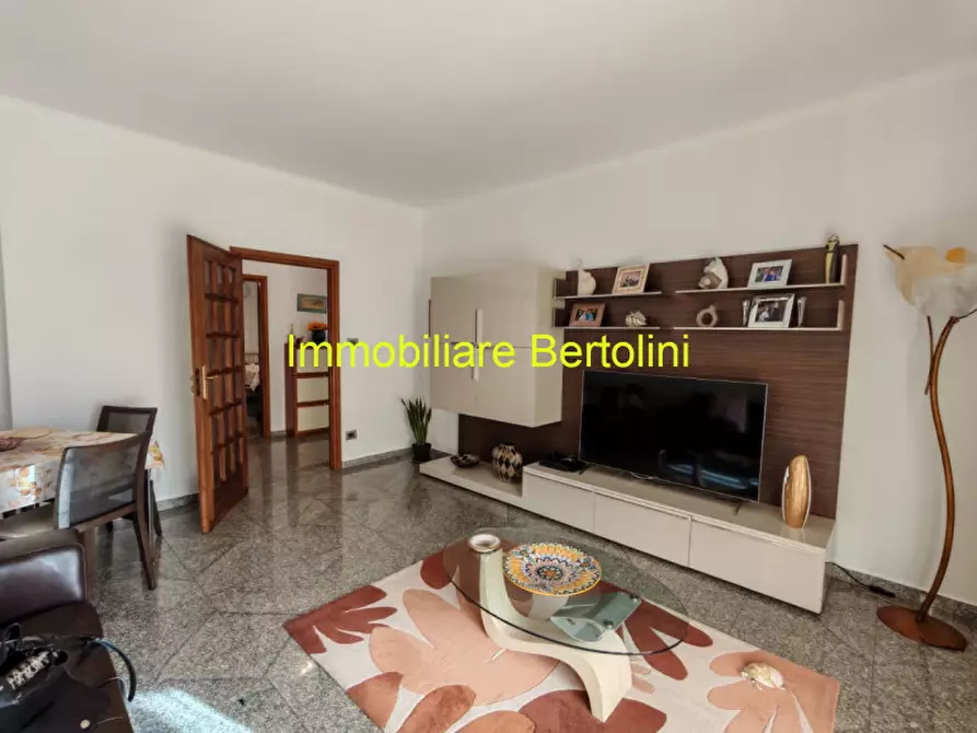 Immagine 2 di Appartamento in vendita  in Via Pasteur a Bordighera