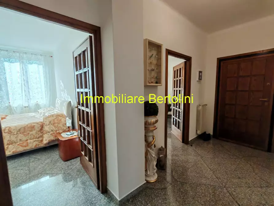 Immagine 9 di Appartamento in vendita  in Via Pasteur a Bordighera