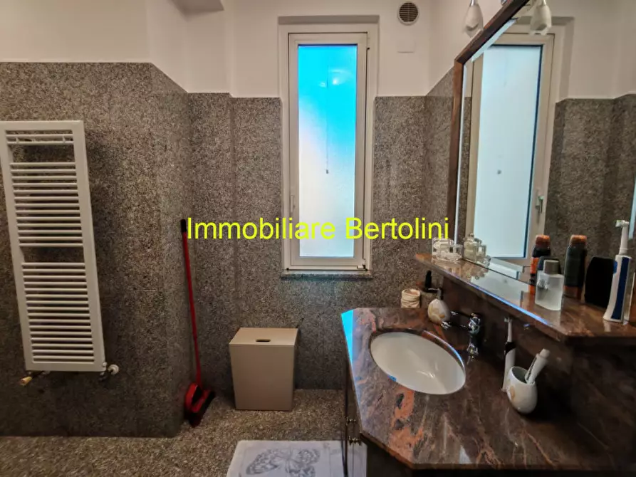 Immagine 13 di Appartamento in vendita  in Via Pasteur a Bordighera