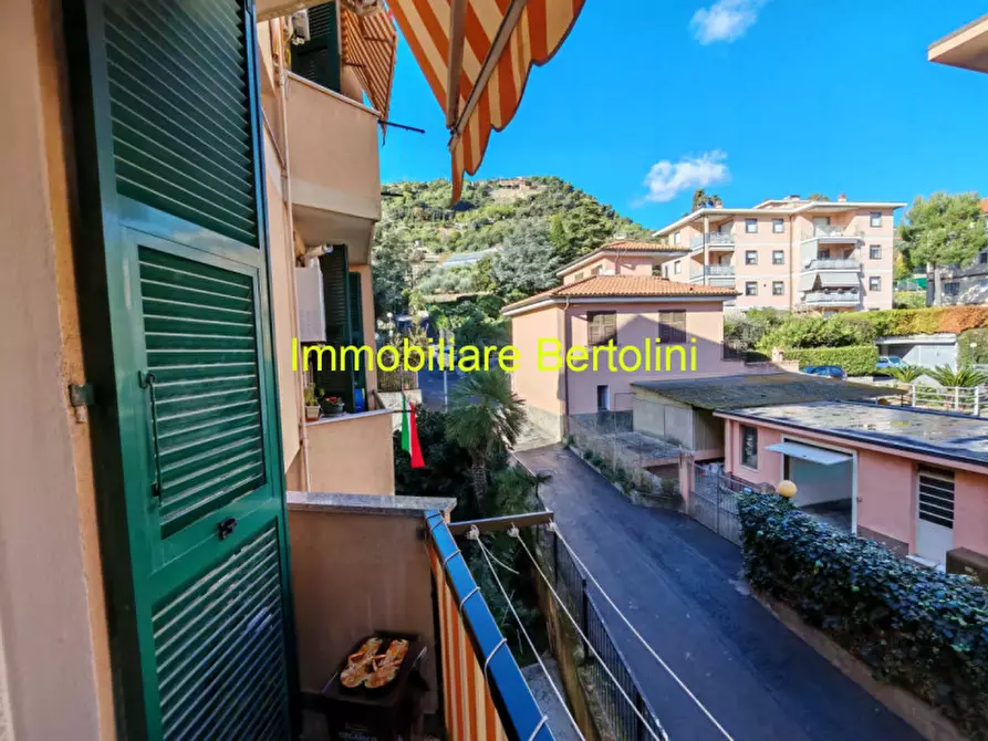 Immagine 15 di Appartamento in vendita  in Via Pasteur a Bordighera