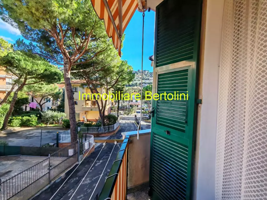 Immagine 20 di Appartamento in vendita  in Via Pasteur a Bordighera