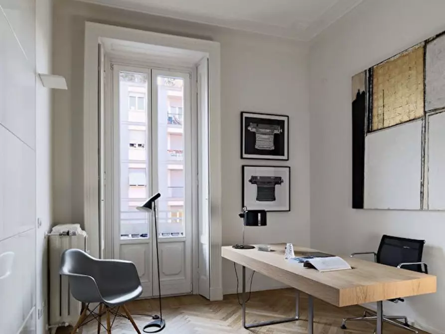 Immagine 1 di Ufficio in vendita  in Viale delle Terme a Abano Terme