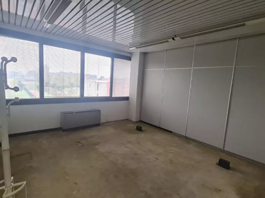 Immagine 6 di Ufficio in affitto  in Via IV Novembre a Settimo Milanese