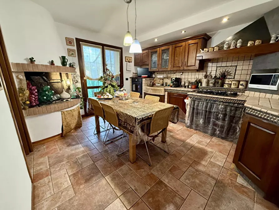 Immagine 8 di Villetta a schiera in vendita  in Via Asti, 23 a Lignano Sabbiadoro