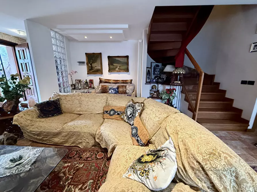 Immagine 10 di Villetta a schiera in vendita  in Via Asti, 23 a Lignano Sabbiadoro