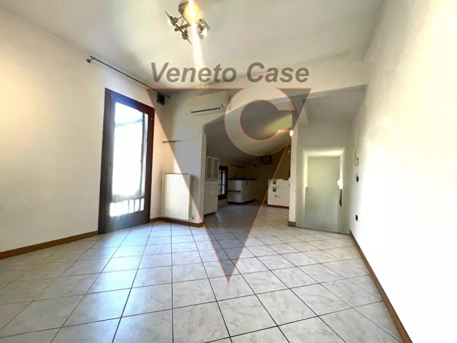Immagine 3 di Appartamento in vendita  in Via San Francesco a Vigonovo