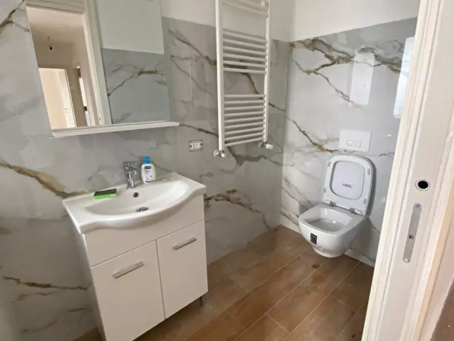 Immagine 17 di Casa bifamiliare in vendita  in via dell'unità d'italia a Montepaone