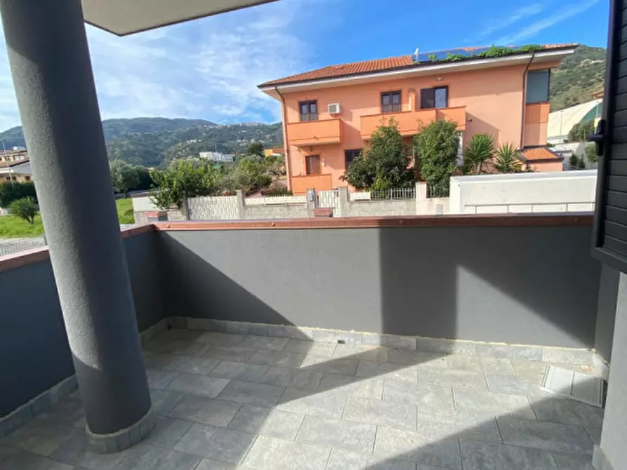 Immagine 28 di Casa bifamiliare in vendita  in via dell'unità d'italia a Montepaone