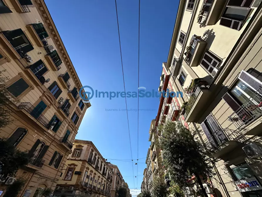 Immagine 3 di Negozio in vendita  in Corso Giuseppe Garibaldi a Napoli