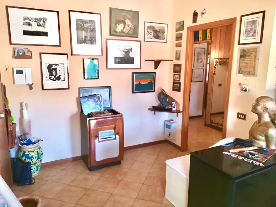 Immagine 9 di Appartamento in vendita  in VIA VILLA GIOCOSA a Palermo