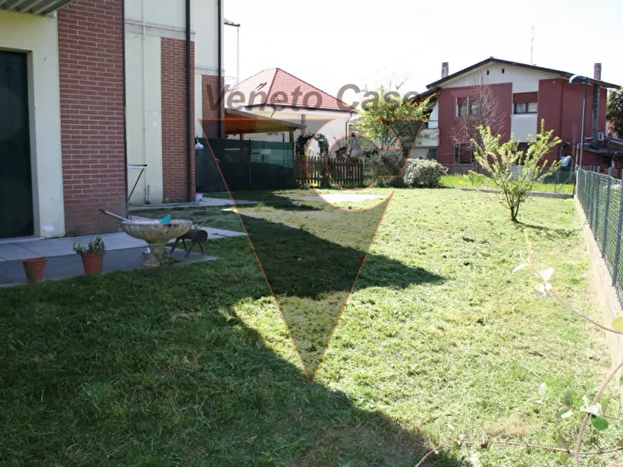 Immagine 1 di Appartamento in vendita  in via 11 febbraio a Saonara