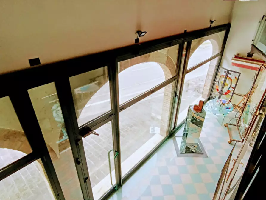 Immagine 3 di Negozio in vendita  a Mira