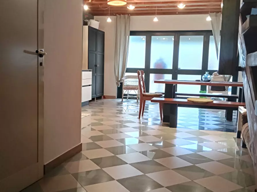 Immagine 7 di Negozio in vendita  a Mira