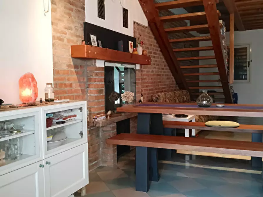 Immagine 10 di Negozio in vendita  a Mira