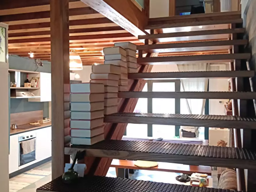 Immagine 13 di Negozio in vendita  a Mira