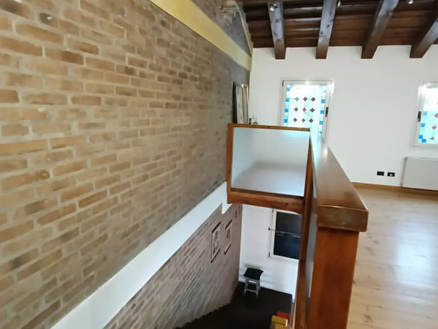 Immagine 16 di Negozio in vendita  a Mira