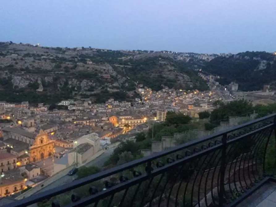 Immagine 8 di Casa indipendente in vendita  in via mantegna idria a Modica