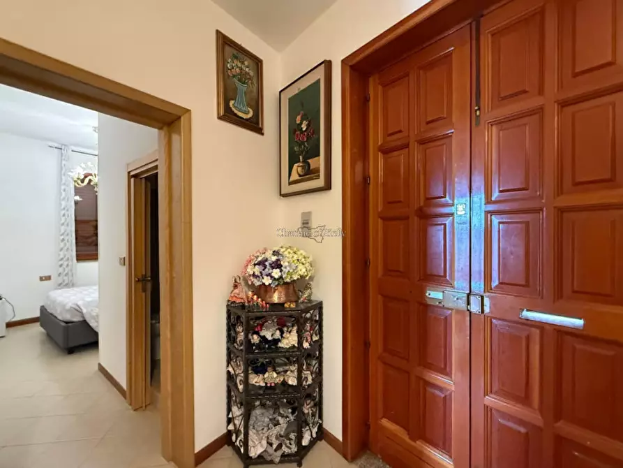 Immagine 14 di Casa indipendente in vendita  in via mantegna idria a Modica