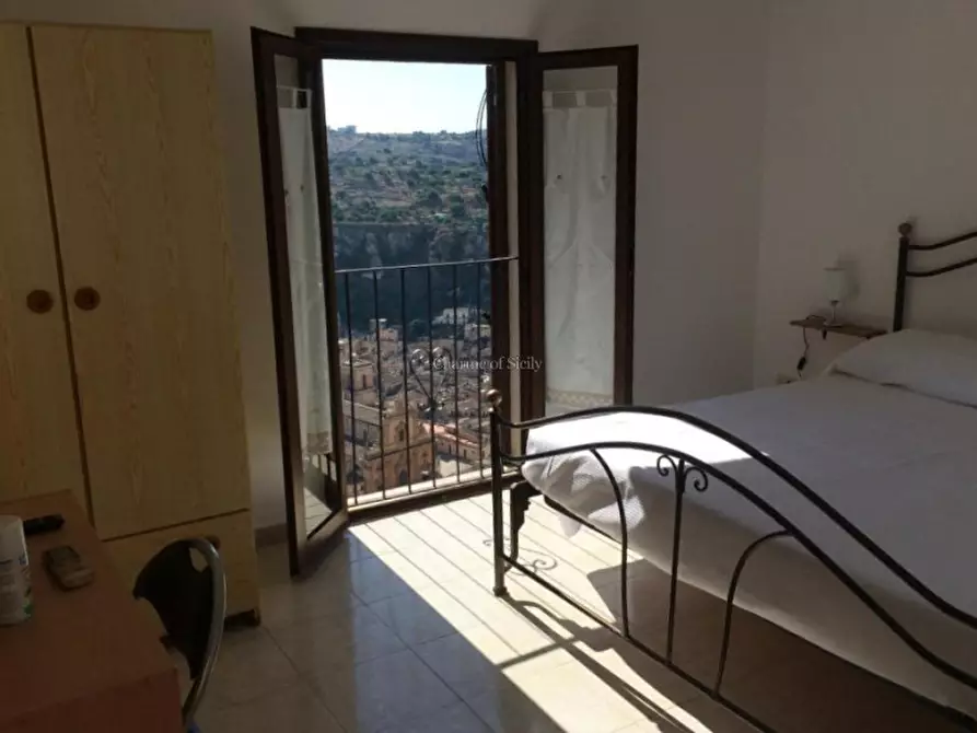 Immagine 19 di Casa indipendente in vendita  in via mantegna idria a Modica