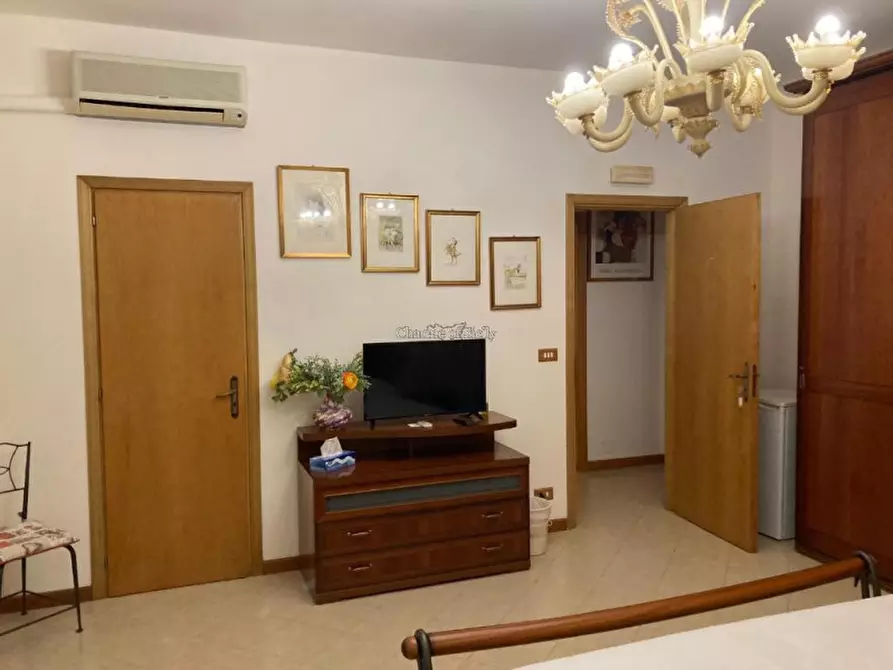 Immagine 28 di Casa indipendente in vendita  in via mantegna idria a Modica