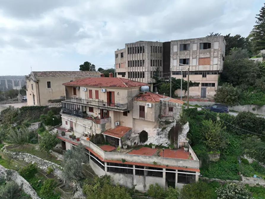 Immagine 44 di Casa indipendente in vendita  in via mantegna idria a Modica