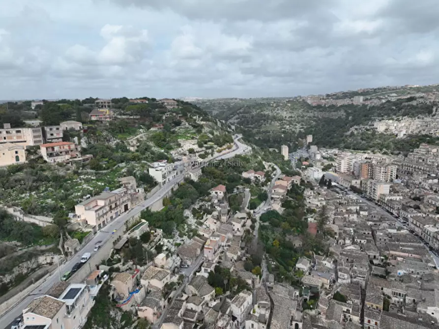 Immagine 47 di Casa indipendente in vendita  in via mantegna idria a Modica