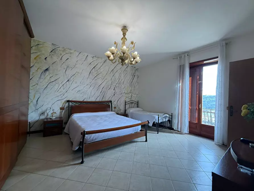 Immagine 51 di Casa indipendente in vendita  in via mantegna idria a Modica