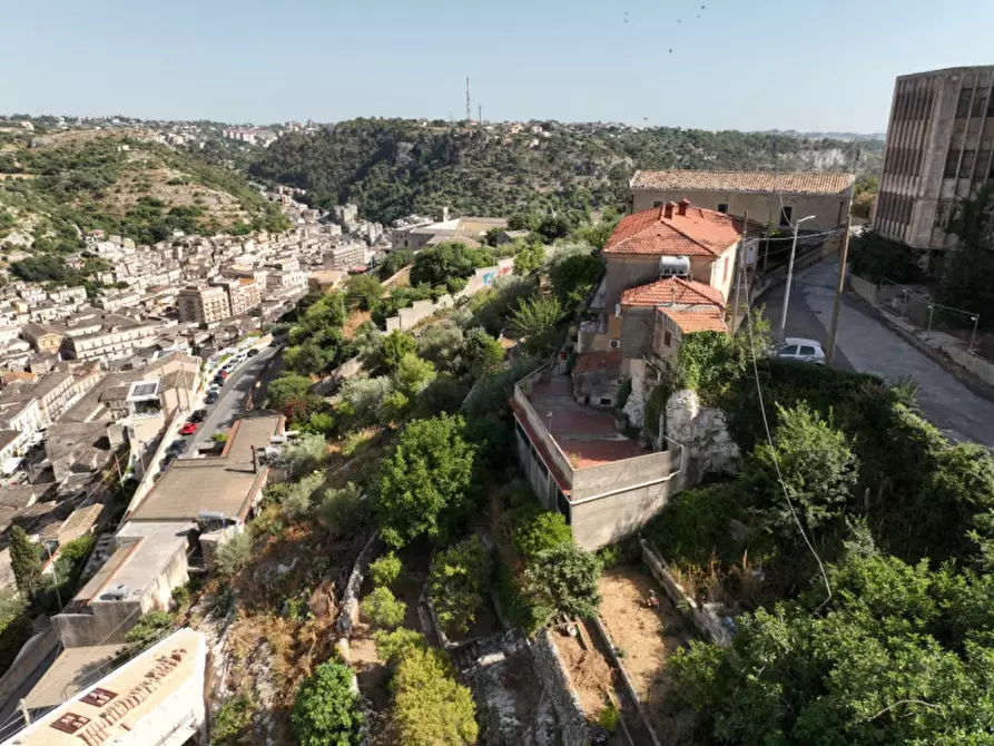 Immagine 57 di Casa indipendente in vendita  in via mantegna idria a Modica
