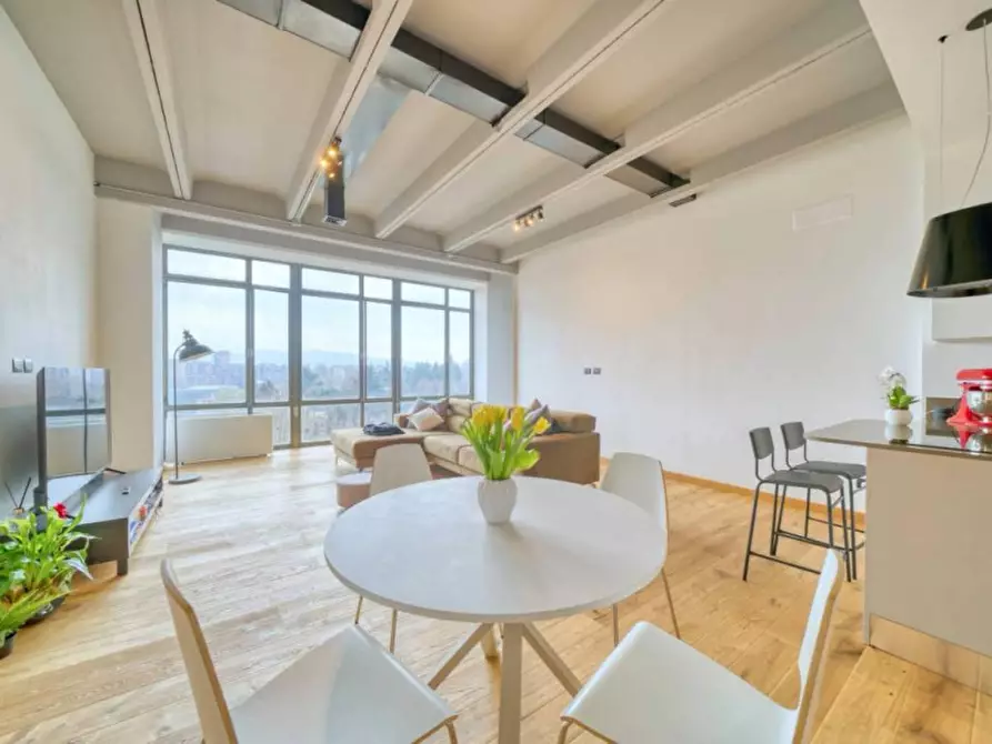 Immagine 9 di Loft/Open space in vendita  in Corso Svizzera n. 185 a Torino