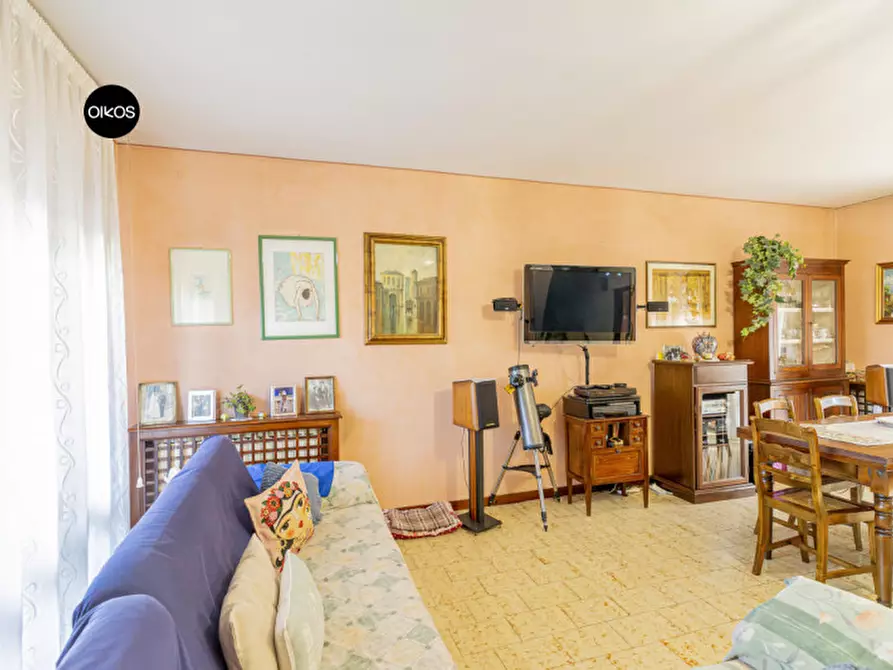 Immagine 3 di Casa quadrifamiliare in vendita  a Campolongo Maggiore