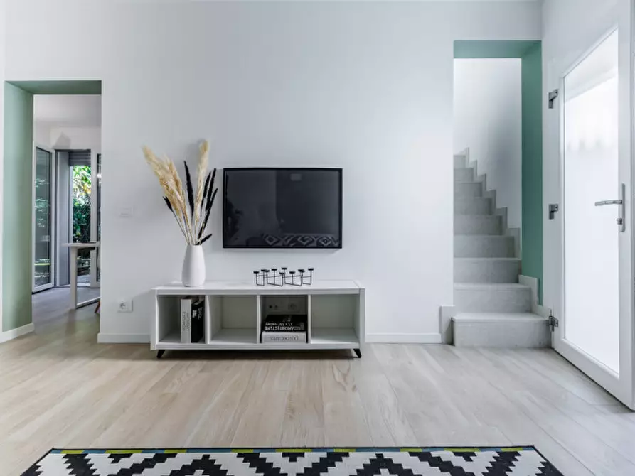 Immagine 1 di Casa bifamiliare in vendita  in Via Nino Bixio a Vicenza