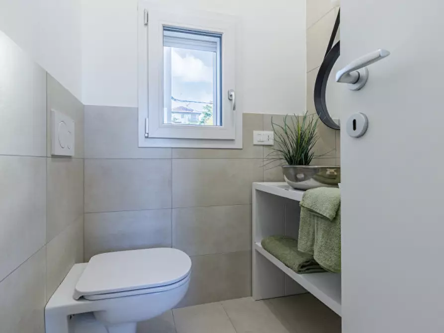 Immagine 17 di Casa bifamiliare in vendita  in Via Nino Bixio a Vicenza