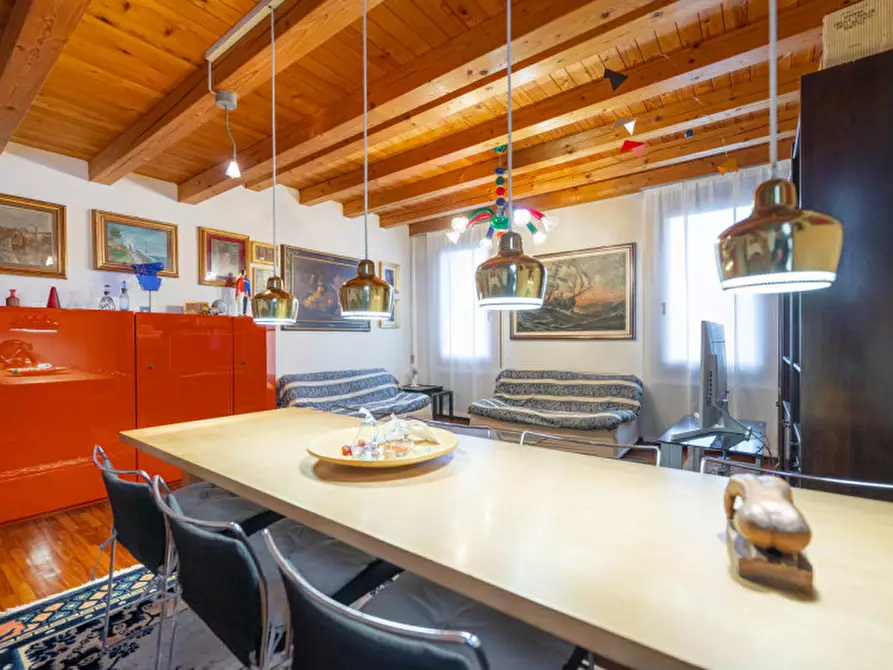 Immagine 3 di Casa bifamiliare in vendita  in Via Francesco Baracca a Treviso