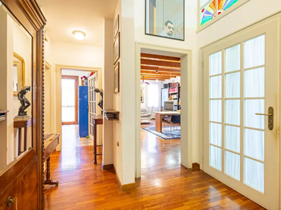 Immagine 5 di Casa bifamiliare in vendita  in Via Francesco Baracca a Treviso