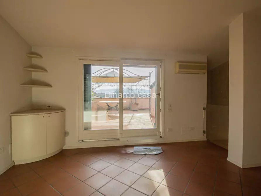 Immagine 4 di Appartamento in vendita  in via tobbianese a Prato