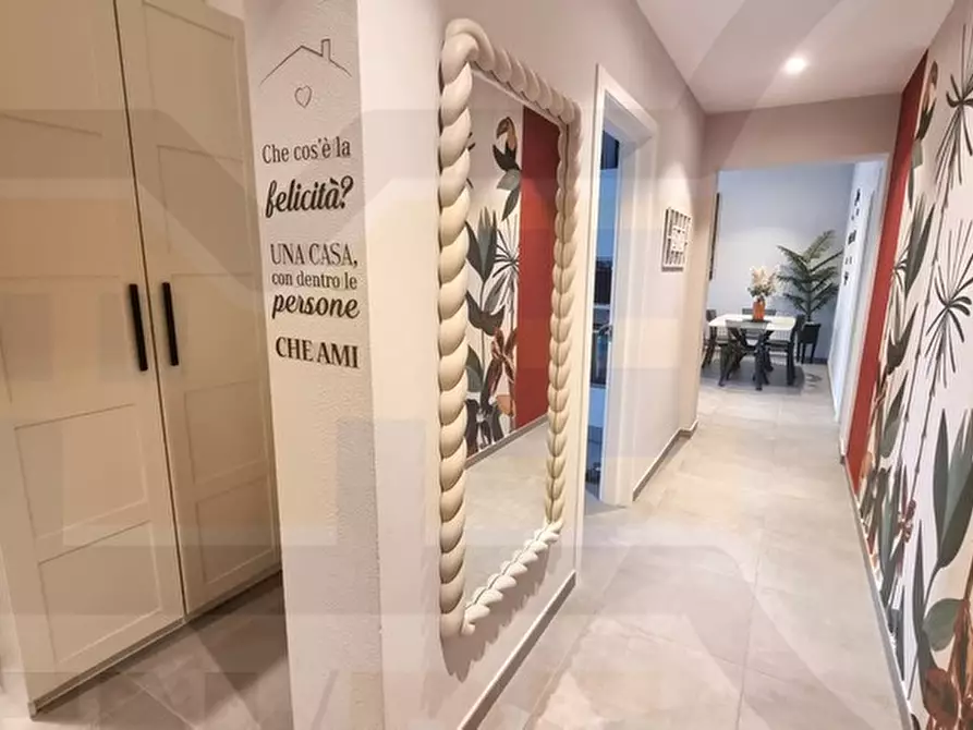 Immagine 2 di Appartamento in vendita  in via baracca a Lugo