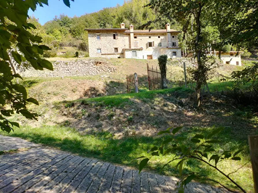 Immagine 5 di Rustico / casale in vendita  a Cison Di Valmarino