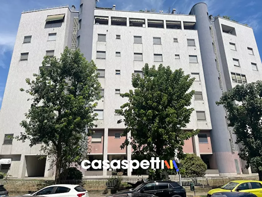 Immagine 1 di Appartamento in vendita  in Via Massimo D'Azeglio a Rozzano