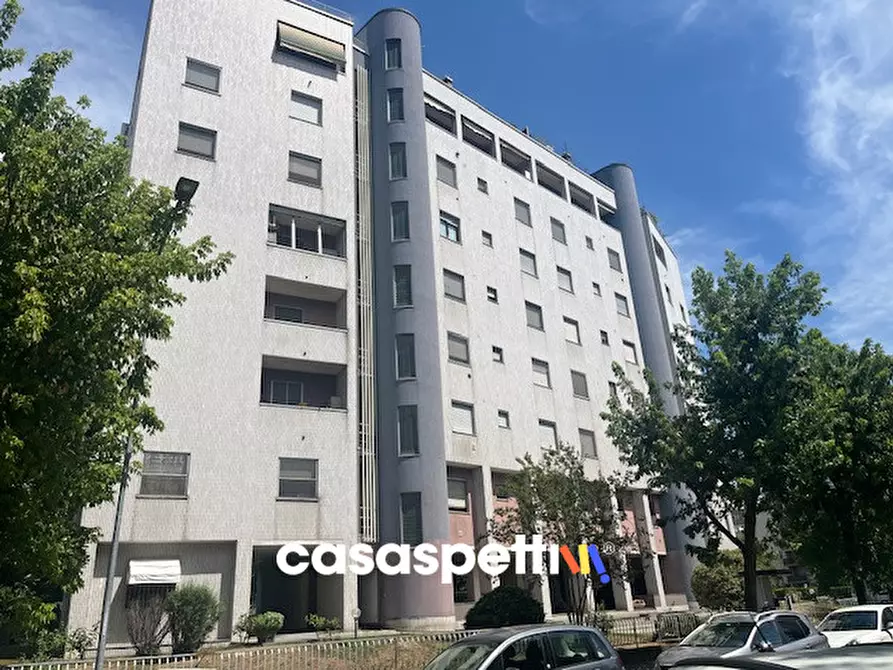 Immagine 3 di Appartamento in vendita  in Via Massimo D'Azeglio a Rozzano