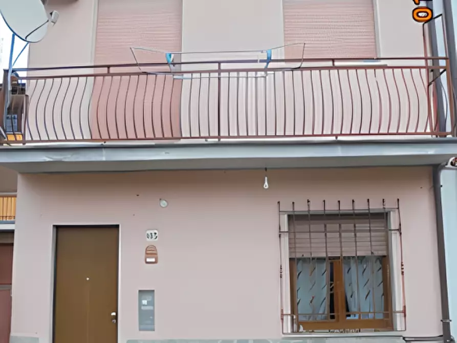Immagine 3 di Casa indipendente in vendita  in Via Grand'Italia n. 103 a San Rocco Al Porto