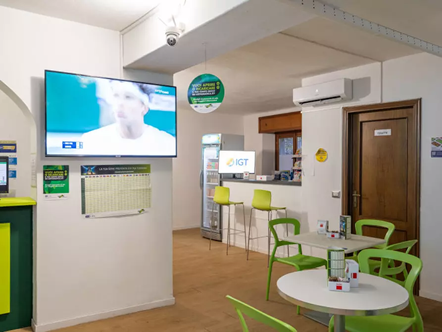 Immagine 4 di Attività commerciale in vendita  in Via Lodovico Barcella 1 a Chiari