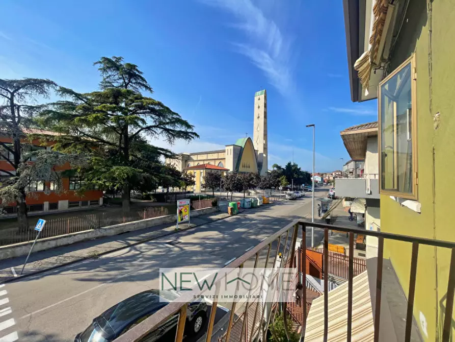 Immagine 2 di Appartamento in vendita  in Via Bartolomeo Giuliari 31/A a Verona
