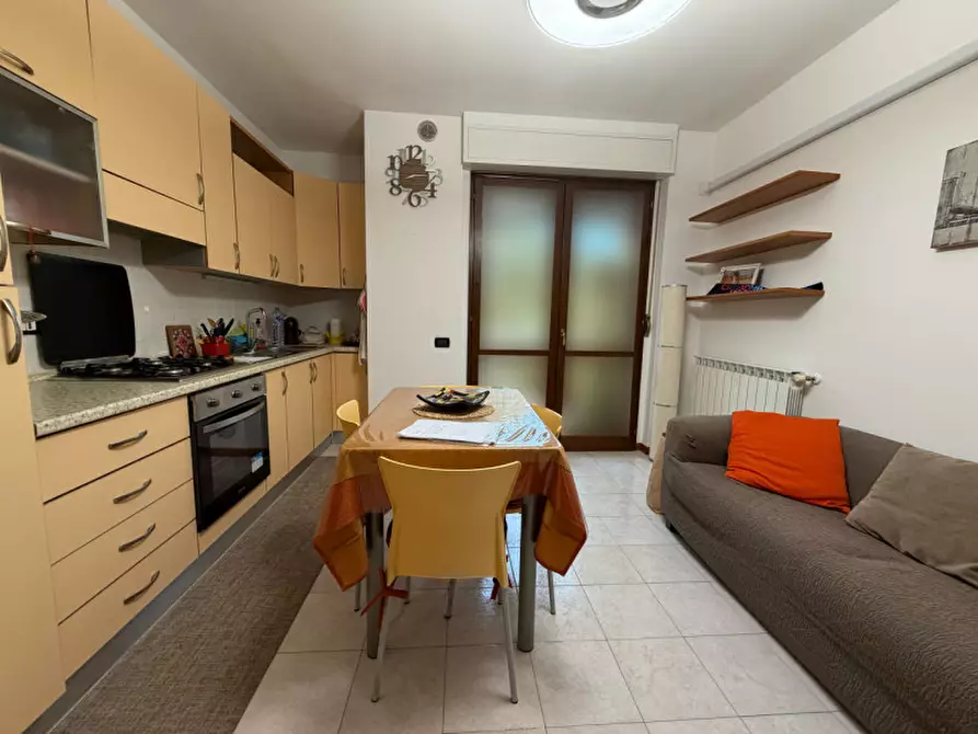 Immagine 1 di Appartamento in vendita  a Senigallia