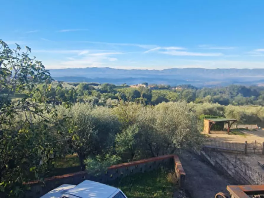 Immagine 6 di Villetta a schiera in vendita  in malva a Terranuova Bracciolini